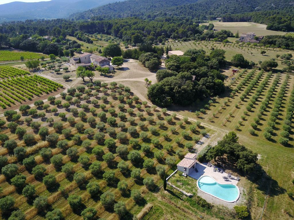 Bed and Breakfast La Rivayne Lourmarin Esterno foto