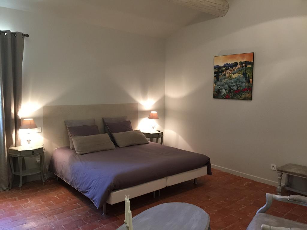 Bed and Breakfast La Rivayne Lourmarin Esterno foto